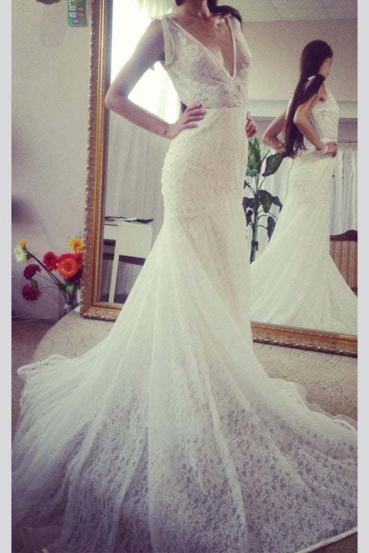 Vestido de Sereia Elegante Sem Mangas com Decote Profundo em V nas Costas, Longo em Renda para Casamento