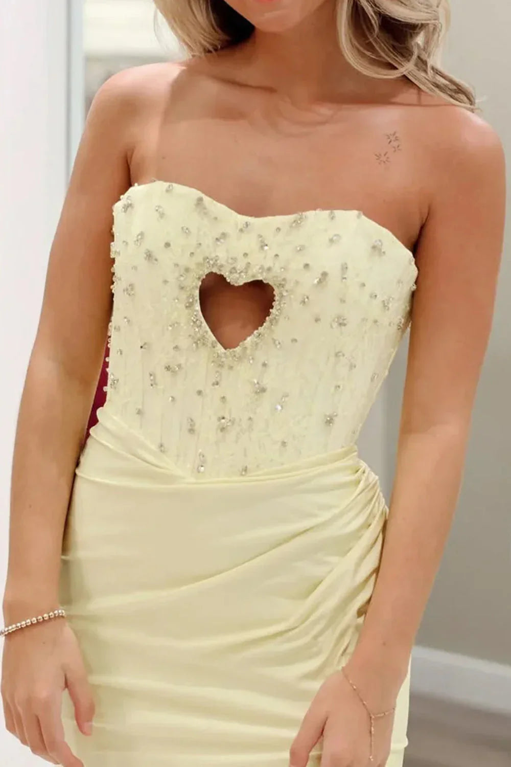 Oberon | Vestidos largos de fiesta con escote corazón sin tirantes, abertura y cuentas, estilo sirena