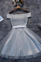 Vestidos Curtos de Tule Cinzento com Ombros Descobertos para Baile de Finalistas e Festas de Receção