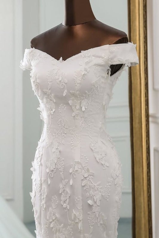 Robes de mariée élégantes sirène jolies avec appliques et laçage épaules dénudées
