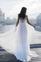 Abiti da sposa a linea ad A con applicazioni scollati sulle spalle | Abiti nuziali in tulle con spacco laterale