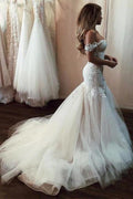 Robe de mariée élégante en tulle long avec dentelle sirène et épaules dénudées