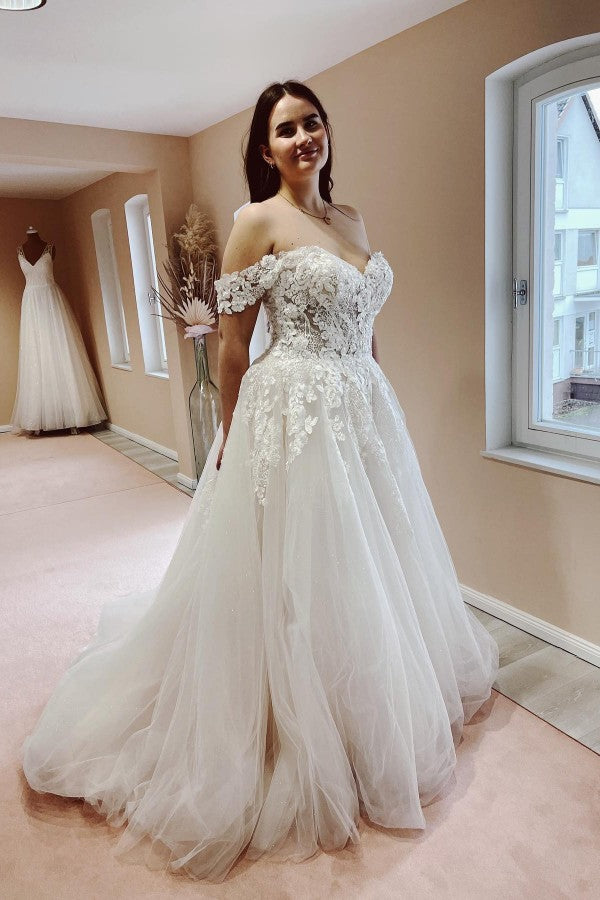 Off The Shoulder Wedding Dress Tulle Princess Lace Appliques A Line