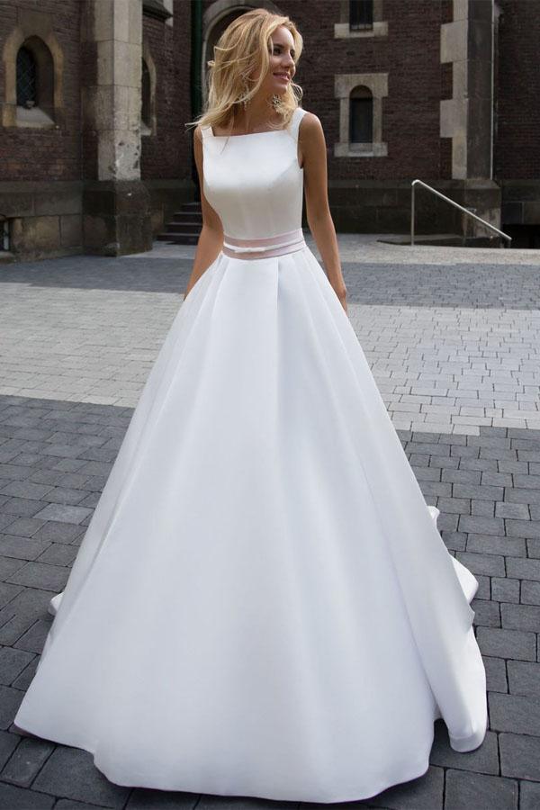In vendita Abito da sposa semplice a linea ad A in raso avorio Princess