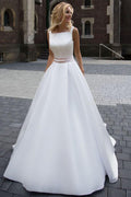In vendita Abito da sposa semplice a linea ad A in raso avorio Princess