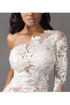 Robe de mariée élégante sirène en dentelle de tulle à manches longues et une épaule