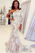 Robe de mariée élégante sirène en dentelle de tulle à manches longues et une épaule