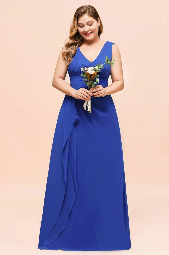 Großgrößen Chiffon Ärmelloses Brautjungfernkleid in Königsblau V-Ausschnitt Einfaches Hochzeitskleid