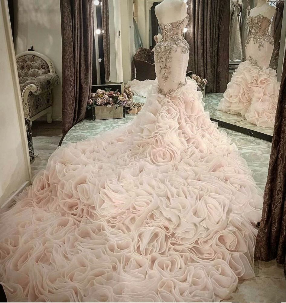 Plus Size Mermaid Crystal Lace Beads Sweetheart Long Train African Custom Made Ruffless Wedding Dress