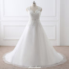 Robe de mariée élégante en tulle à col en V avec dentelle princesse