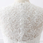 Robe de mariée élégante en tulle à col en V avec dentelle princesse