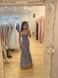 Vestido de fiesta elegante con tirantes finos de sirena y encaje, vestido de noche encantador Y880