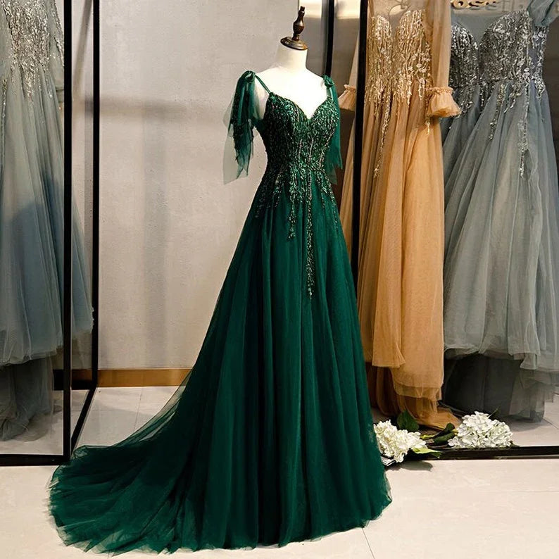Vestido de Baile Esmeralda com Alças Finas, Decote em V, Modelo S11037