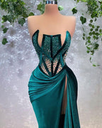 Sexy Abendkleid mit Perlenverzierung Einzigartiges langes Ballkleid mit hohem Schlitz Y569