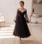 Vestido de noche elegante negro con ilusión, manga larga, escote en V, aplicaciones de encaje, espalda descubierta, línea en A, largo hasta el tobillo S26660