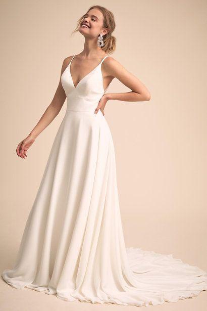 Vestido de Noiva Simples Decote em V Alças Finas Chiffon Linha A Com Costas em Renda 2025