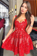 Robe courte de bal rouge en dentelle, ligne A, décolleté cœur
