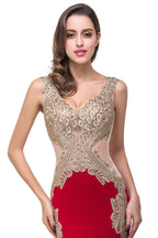 Vestidos formales de sirena con escote en V rojo y largo hasta el suelo con apliques
