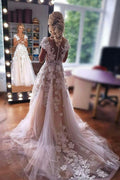 Robe de mariée romantique sans manches en ligne A avec dentelle florale 3D en tulle