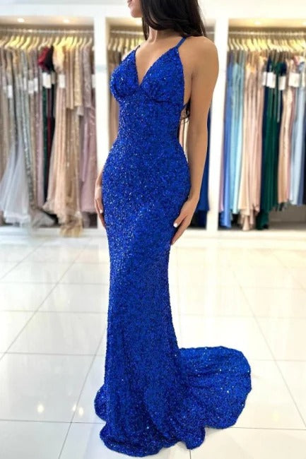 Abito da sera lungo a sirena blu reale con scollo a V, spalline sottili e schiena scoperta, decorato con paillettes