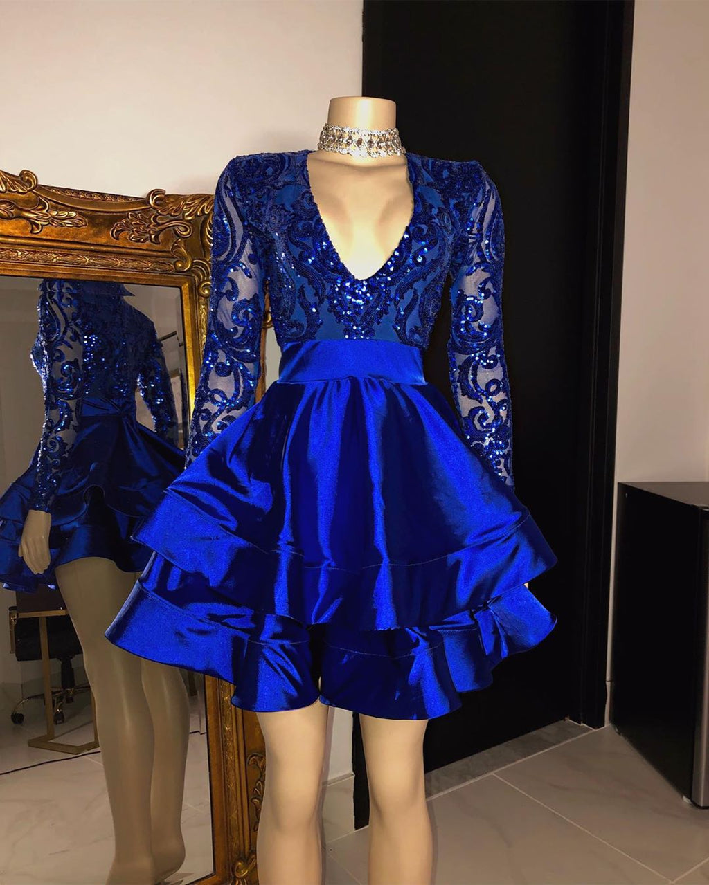 Robe de fête bleu royal à manches longues, col en V, longueur genou, coupe trapèze