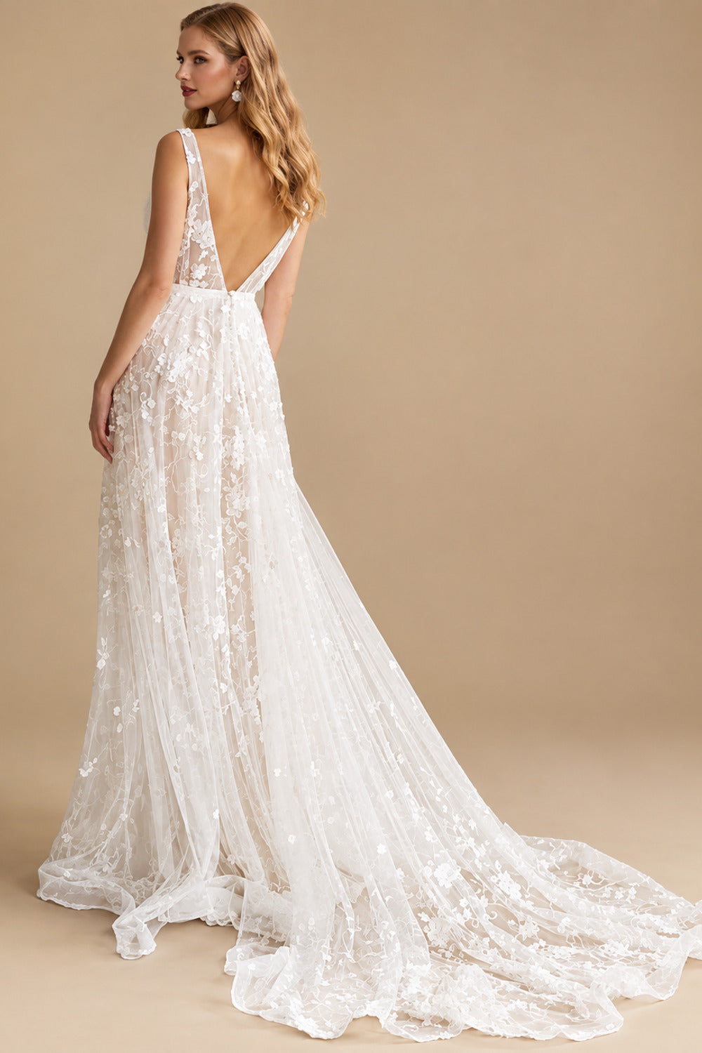Rutipo As Picture A-Line/Princess V Neck Tulle Lace Sweep Train Wedding Dresses With Appliques Lace