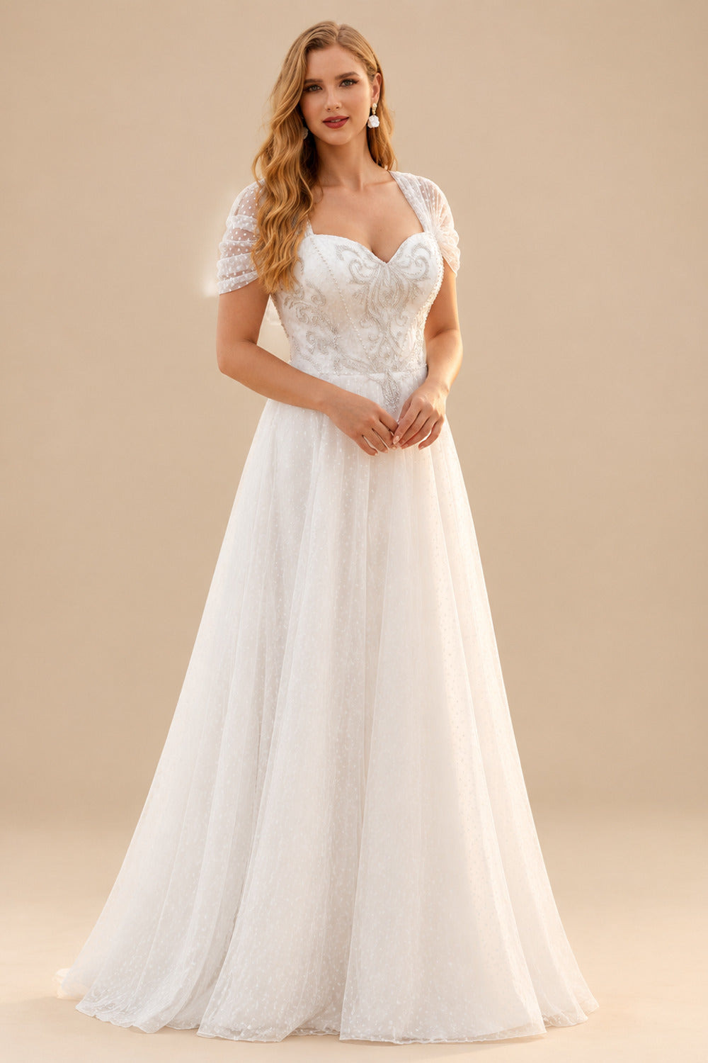 Rutipo Ivory Plus Size A-Line Sweetheart Sleeveless Sweep Train Lace Wedding Dresses
