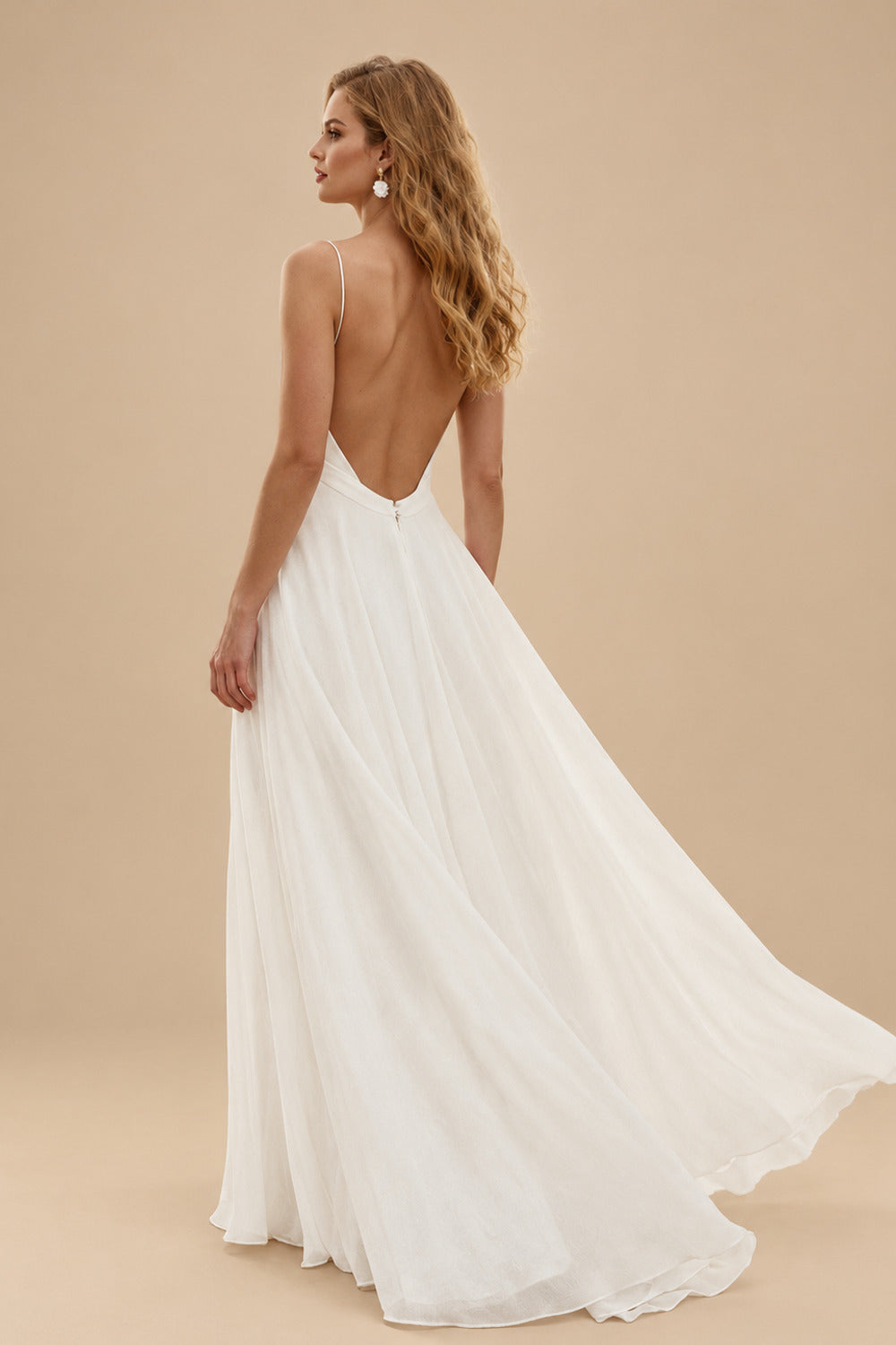 Rutipo Ivory Beach/Boho Long Sleeves Sweep Train Chiffon Wedding Dresses With Lace