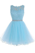 Vestido de fiesta de tul azul corto con escote redondo y cremallera
