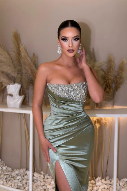 Sexy bellissimi abiti da sera in raso a colonna senza maniche con perline
