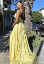 Robe de bal longue sexy en satin, coupe évasée, col en V, dos nu, fendue, formelle