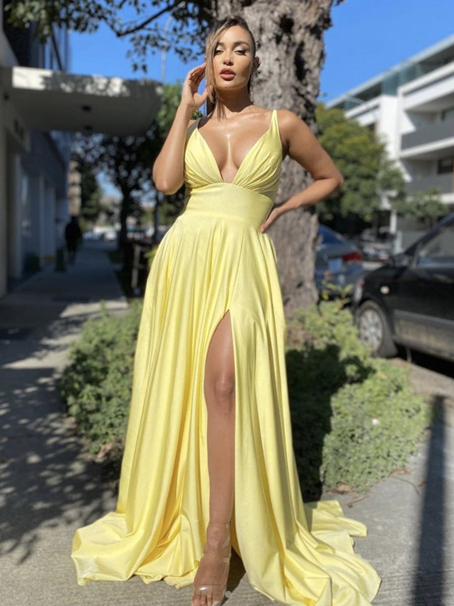 Robe de bal longue sexy en satin, coupe évasée, col en V, dos nu, fendue, formelle