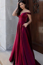 Robe de bal longue sexy en velours, coupe évasée, col en V, épaules dénudées, dos nu avec poches