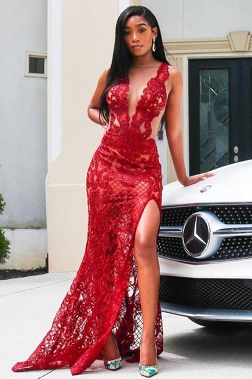 Robe de bal bordeaux longue sirène en dentelle avec fente et encolure bateau sexy