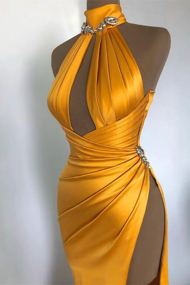 Robe de bal longue sirène sexy à col haut sans manches avec fente