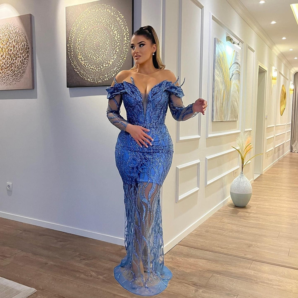 Abito lungo da sera formale con spalle scoperte, pizzo e tulle a sirena, seducente