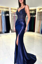 Robe de bal longue bleu marine sexy en dentelle, coupe sirène, col en V, bretelles fines, avec fente
