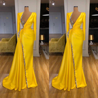 Vestido de Baile Comprido Amarelo Sexy com Decote em V, Lantejoulas e Fenda, com Mangas Compridas