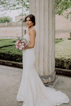 Vestidos de Noiva com Alças Finas Sexy, Sem Mangas, Sereia, em Renda, com Cauda de Capela