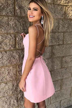 Vestido Curto Cor-de-Rosa para Baile de Regresso a Casa com Alças Finas e Bolsos