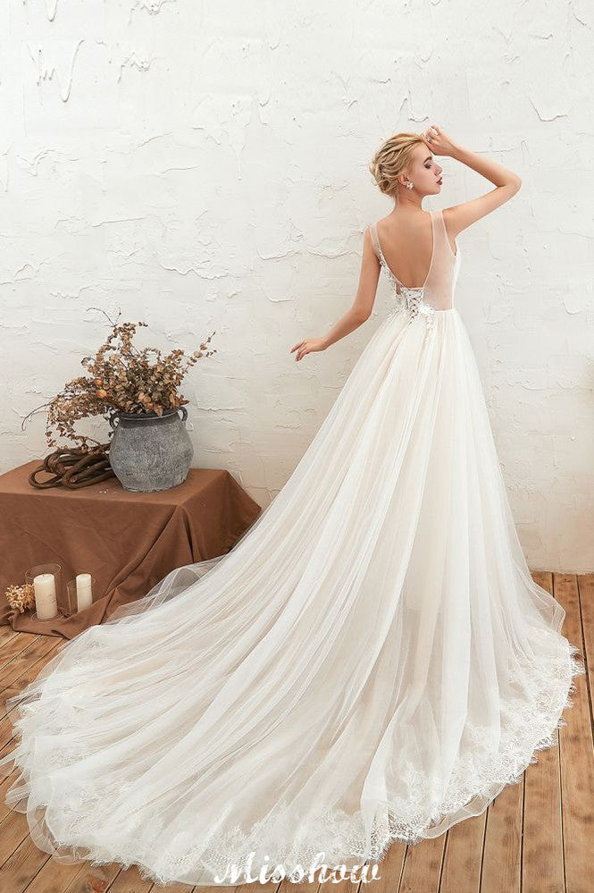 Vestido de Noiva Princesa Sexy com Decote em V e Tule com Aplicações de Renda