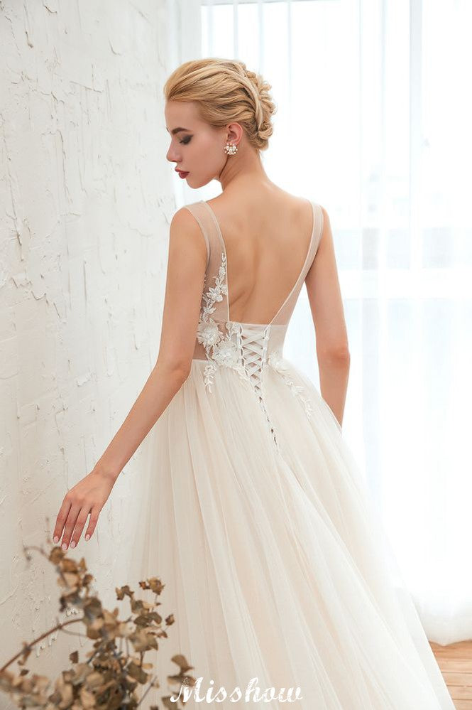 Vestido de Noiva Princesa Sexy com Decote em V e Tule com Aplicações de Renda
