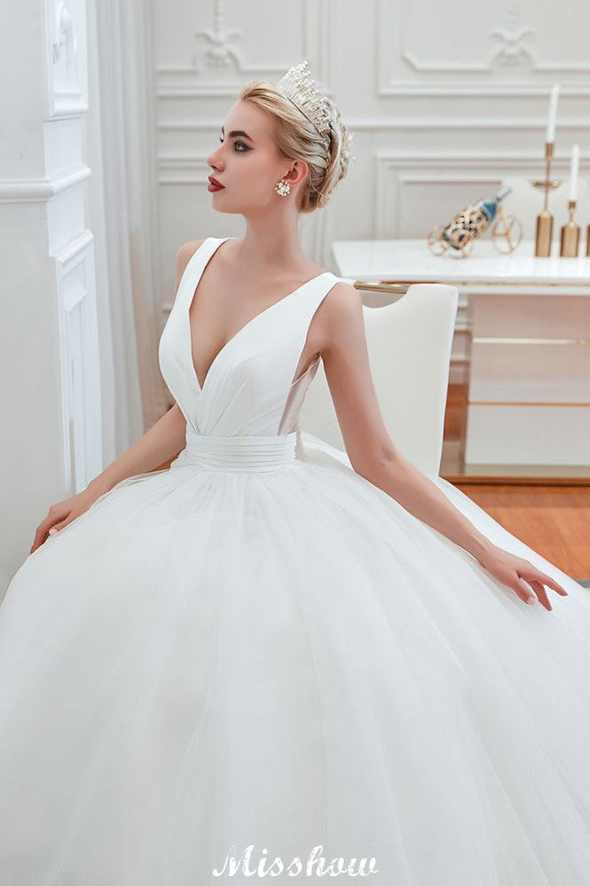 Robe de mariée printanière princesse sans manches à col en V sexy | Robes de mariée blanches dos nu avec ceinture