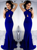 Robe de bal en satin froncé, sans manches, à bretelles halter et coupe fourreau