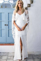 Vestido de Noiva em Renda, Sem Costas, com Corte Justo e Fendas com Envolvimentos