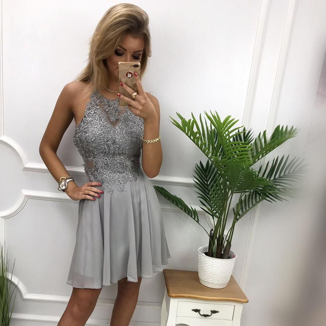Abito corto a linea ad A con collo all'americana in chiffon e pizzo per ballo di fine anno e serate formali