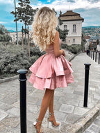 Robe courte de bal ou de retour à la maison en satin superposée, coupe trapèze, à une épaule
