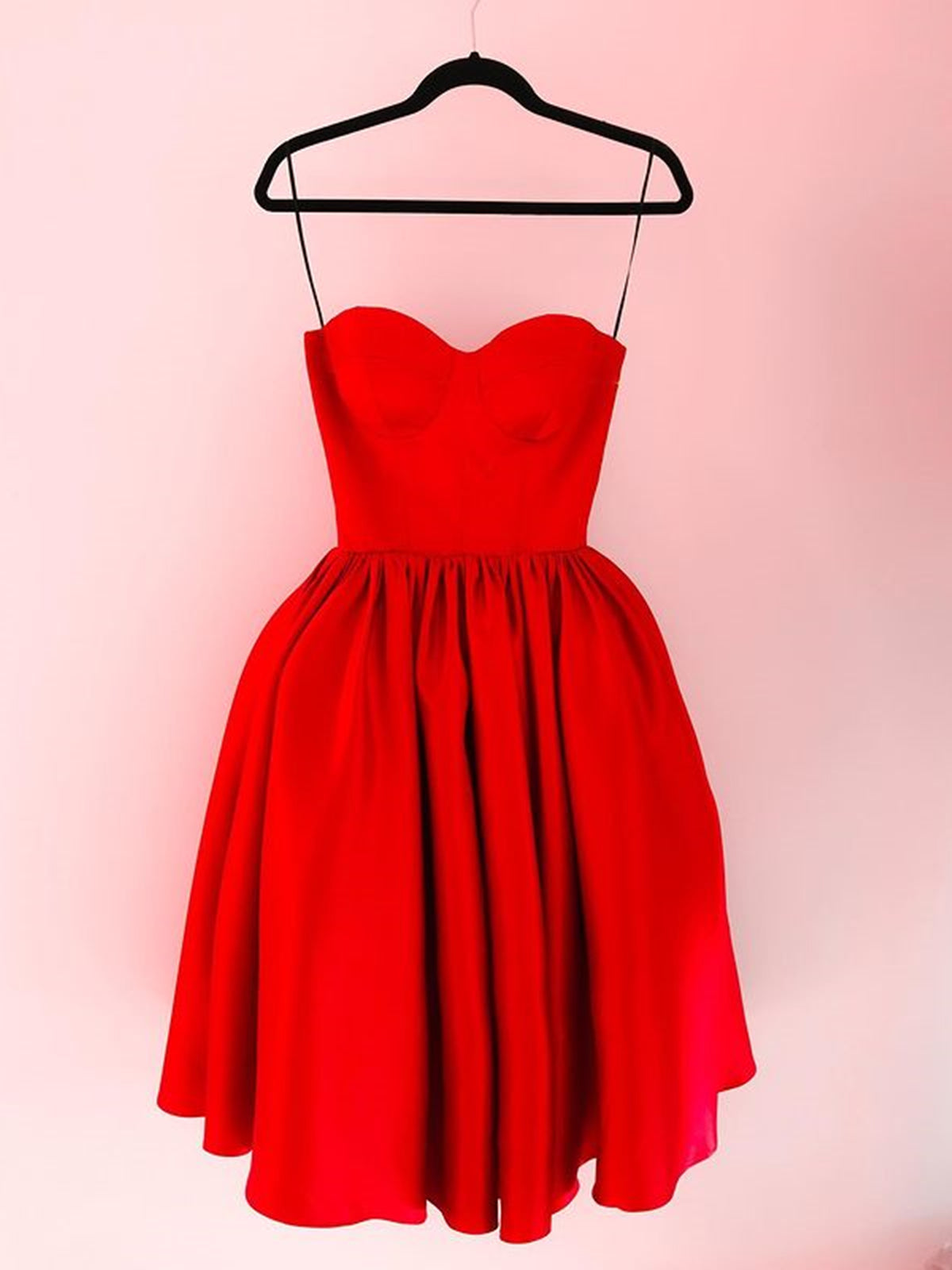 Abito da sera rosso in raso, linea ad A, scollo a cuore, elegante per ballo di fine anno e cerimonie formali