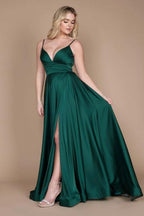 Vestidos de cetim para cerimónia simples verdes com alças finas, sem mangas, corte coluna e folhos