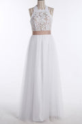 Robe de mariée simple sans manches à dentelle, longue jusqu'au sol